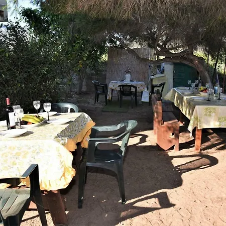 Casa Con Giardino Da Sandro * 고네사