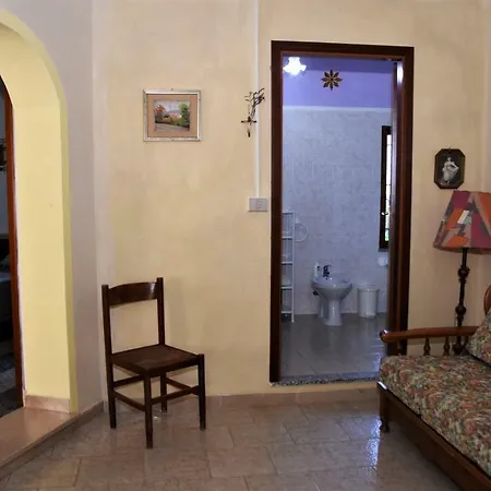 Casa Con Giardino Da Sandro 아파트 고네사